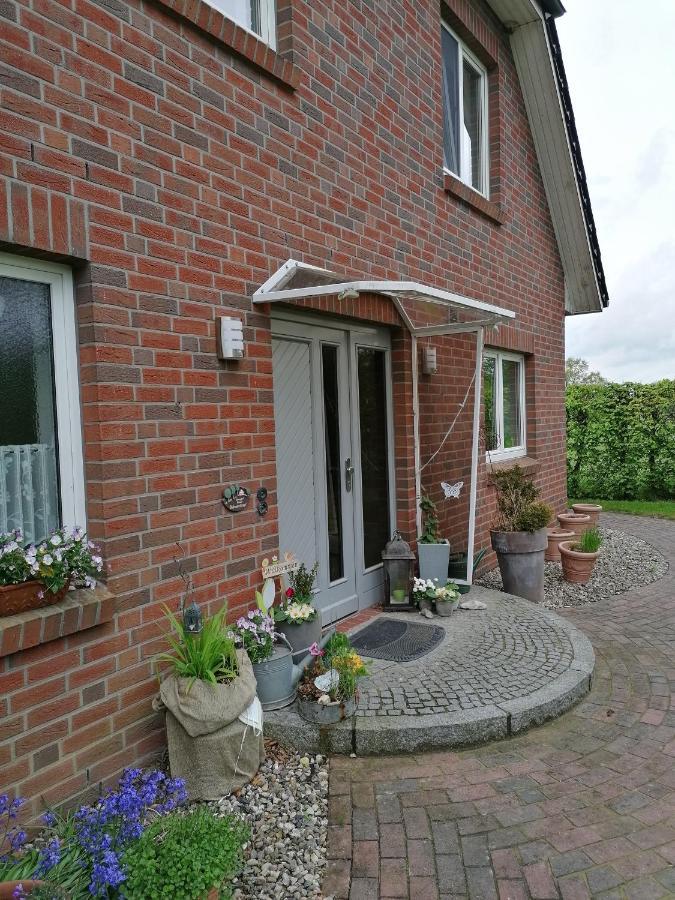 Mome Appartment Gross Ronnau Exterior photo